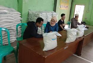 http://www.gardatipikornews.com/dandenpom-ix-2-mataram-letkol-cpm-ahmad-suraidy-s-h-m-h-memimpin-apel-pelepasan-personel-25-orang-tergabung-pada-kegiatan-ktt-asean-summit-tahun-2023-di-labuhan-bajo-provinsi-ntt