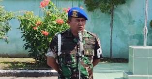 http://www.gardatipikornews.com/bersama-ciptakan-kedamaian-anggota-kstb-kodap-v-serahkan-senpi-jenis-engkeloop-kepada-satgas-yonif-725-woroagi
