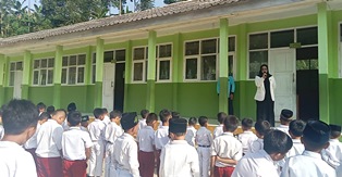http://www.gardatipikornews.com/sdn-kekenceng-melaksanakan-upacara-hari-pendidikan-nasional-hardiknas-sekaligus-halal-bihahal
