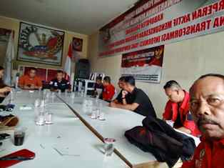 http://www.gardatipikornews.com/pangkalan-tni-al-palembang-berangkatkan-20-calon-tamtama-prajurit-karir-hasil-seleksi-panda-palembang