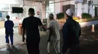 http://www.gardatipikornews.com/gunakan-mobil-patroli-polisi-di-sukaraja-kota-sukabumi-pertemukan-gadis-disabilitas-dengan-keluarganya