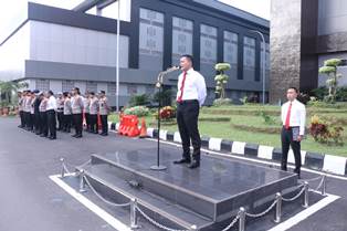 http://www.gardatipikornews.com/gerak-cepat-prajurit-posal-lampulo-lanal-sabang-evakuasi-crew-kapal-mv-majestic-island-di-selat-benggala-aceh