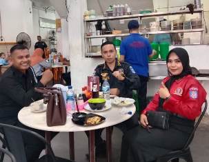 http://www.gardatipikornews.com/sekertaris-umum-frj-ri-berikan-apresiasi-persiapan-mtq-ke-55-tingkat-kabupaten-tangerang-di-kecamatan-kronjo