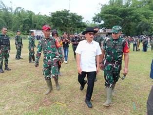 http://www.gardatipikornews.com/selamat-natal-dan-tahun-2025-ketum-maung-tebar-cinta-kasih-kuatkan-bangunan-kemanusiaan