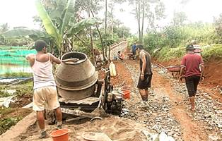 http://www.gardatipikornews.com/pt-charoen-pokphan-jaya-farm-cireunghas-sukabumi-kembali-melaksanakan-kewajiban-dengan-memberikan-csr-kepada-masyarakat