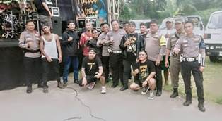 http://www.gardatipikornews.com/silaturahmi-strategis-tokoh-lsm-dan-jurnalis-bangun-sinergi-untuk-kemajuan-bersama