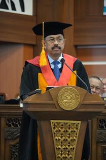 http://www.gardatipikornews.com/pertama-di-indonesia-lombok-timur-punya-perbup-pelindungan-sosial-ekonomi-pmi-dan-keluarga