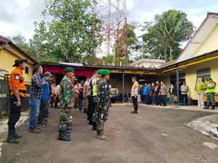 http://www.gardatipikornews.com/jalan-rusak-akibat-pertambangan-hippmamor-menyoroti-dinas-pu-dan-kapolres-baru