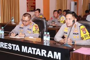 http://www.gardatipikornews.com/pengedar-shabu-di-karang-bagu-ditangkap-barang-bukti-778-gram-diamankan