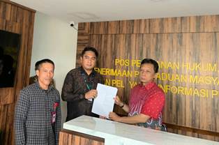 http://www.gardatipikornews.com/sekjend-lmppsdmi-sebut-kepala-badan-bpsdmp-subagiyomt-alergi-bertemu-selalu-tidak-berada-di-kantor