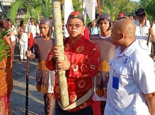 http://www.gardatipikornews.com/dinilai-patuh-selenggarakan-pelayanan-publik-kemendagri-terima-penghargaan-dari-ombudsman-ri
