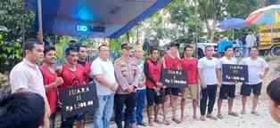 http://www.gardatipikornews.com/anggota-wilayah-hukum-polsek-ciampea-polres-bogor-laksanakan-giat-cooling-sistem-wujud-pelayanan-publik-pengaturan-lalu-lintas