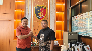 http://www.gardatipikornews.com/wooowww-patut-diduga-kepsek-sma-negeri-2-martapura-selewengkan-dana-boss