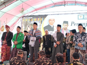 http://www.gardatipikornews.com/polda-ntb-gelar-pelatihan-peningkatan-kemampuan-bhabinkamtibmas-di-polres-dompu