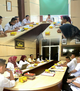 http://www.gardatipikornews.com/lsm-maung-kalbar-desak-bongkar-aktor-utama-skandal-rp-99-triliun-di-kemendikbud-jangan-ada-kekebalan-hukum