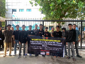 http://www.gardatipikornews.com/usai-apel-pagi-kabid-propam-polda-banten-dan-kapolresta-tangerang-tinjau-keamanan-rutan-polresta-tangerang