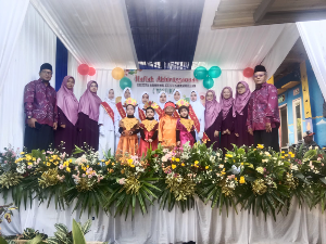 http://www.gardatipikornews.com/dpw-progib-jatim-dengan-tokoh-penting-gelar-acara-ngopi-bareng-komunitas
