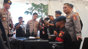 http://www.gardatipikornews.com/kakorpolairud-baharkam-polri-cek-kesiapan-pengamanan-motogp-2025-di-wilayah-perairan-mandalika