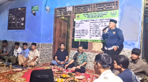 http://www.gardatipikornews.com/ditpolairud-polda-ntb-laksanakan-program-polisi-penolong-bantu-ringankan-beban-nelayan-di-lombok-timur
