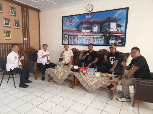 http://www.gardatipikornews.com/wamen-viva-yoga-sebut-13751-bidang-tanah-di-kawasan-transmigrasi-ditargetkan-akan-disertipikasi