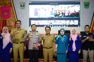 http://www.gardatipikornews.com/mencuat-dugaan-manipulasi-tanda-tangan-warnai-surat-mosi-tidak-percaya-di-desa-babakanjaya