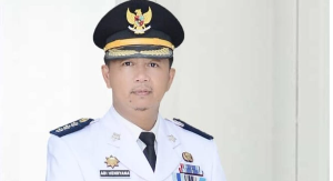 http://www.gardatipikornews.com/gerindra-minta-kementerian-pu-bangun-tol-demakrembang