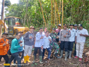 http://www.gardatipikornews.com/mendagri-presiden-beri-apresiasi-dan-pastikan-dukungan-penanganan-longsor-di-cilacap