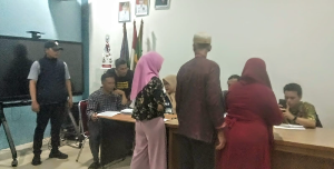 http://www.gardatipikornews.com/pengajian-rutin-bulanan-syahriahan-adakan-maulid-nabi-saw-1447-h-di-gor-desa-langensari-tanamkan-akhlak-dan-cinta-rasulullah