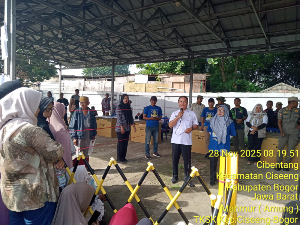 http://www.gardatipikornews.com/pemdes-prianganjaya-salurkan-bantuan-blt-dd-dihadiri-langsung-camat-sukalarang