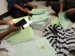 http://www.gardatipikornews.com/pengajian-bkmt-desa-cogreg-kec-parung-digelar-di-aula-kantor-desa-dihadiri-kepala-desa-mad-yusuf-supriatna