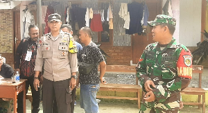 http://www.gardatipikornews.com/pengaspalan-hotmix-asal-jadi-dikampung-lengis-rt0303-desa-warung-menteng-kecamatan-cijerukbogor-di-keluhkan-warga
