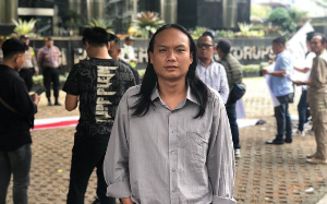 http://www.gardatipikornews.com/bupati-bogor-dan-wakil-bersama-dprd-kab-bogor-meresmikan-klinik-utama-rawat-inap-parung-dihadiri-para-camat-serta-kades-cogreg