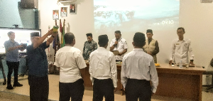 http://www.gardatipikornews.com/realisasikan-penyaluran-banpang-di-pemdes-ciseeng-dihadiri-kades-rbm-dimonitor-tim-monev-kec-ciseeng-tksk-serta-bhabinmas-aipda-ade-supiani