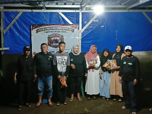 http://www.gardatipikornews.com/sigap-pos-pam-terpadu-exit-tol-parungkuda-bantu-persalinan-ibu-hamil