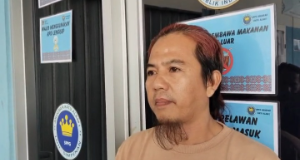 http://www.gardatipikornews.com/putusan-dpr-ri-dan-mk-tegaskan-polri-di-bawah-presiden-ami-langkah-konstitusional-jaga-stabilitas-nasional