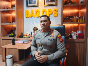 http://www.gardatipikornews.com/polresta-mataram-komitmen-bersih-narkoba-seluruh-personel-jalani-tes-urine-bersama-bnn
