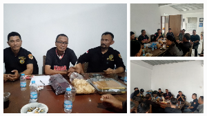 http://www.gardatipikornews.com/kasus-viral-sukabumi-guru-ngaji-pelaku-pencabulan-di-simpenan-diringkus-terancam-15-tahun-penjara