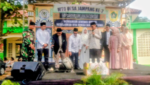 http://www.gardatipikornews.com/kodim-0622kab-sukabumi-salurkan-bantuan-air-bersih-untuk-warga-terdampak-kekeringan-di-desa-cikadu