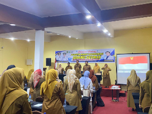 http://www.gardatipikornews.com/dugaan-kedekatan-kepala-kua-pabuaran-dengan-istri-warga-mengemukabukti-transfer-dan-janjian-di-jalan-untuk-bertemu-jadikan-sorotan