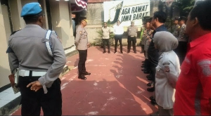http://www.gardatipikornews.com/mbg-di-sdn-pasirwalang-disorot-wali-murid-keluhkan-keterlambatan-hingga-menu-yang-dipertanyakan-publik