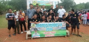 http://www.gardatipikornews.com/jalan-utama-nagari-kudu-gantiang-mengalami-longsor-warga-berharap-pemkab-padang-pariaman-segera-memperbaiki