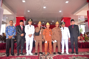 http://www.gardatipikornews.com/kecamatan-ciseeng-gelar-upacara-hut-ri-ke81-pengibaran-bendera-dan-karnaval-meriahkan-perayaan-kemerdekaan