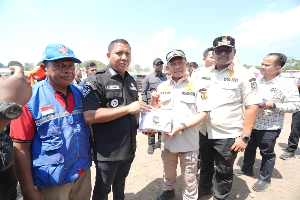 http://www.gardatipikornews.com/dalam-rangka-hut-ri-ke81-camat-ciseeng-ziarah-ke-makam-syekh-abdul-rosyid-didampingi-kepala-desa