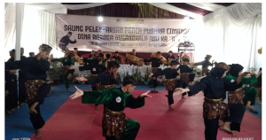 http://www.gardatipikornews.com/hotmix-belum-menyeluruh-warga-soroti-ruas-jalan-kabupaten-tanjungsaribojongtipar-yang-masih-rusak-parah