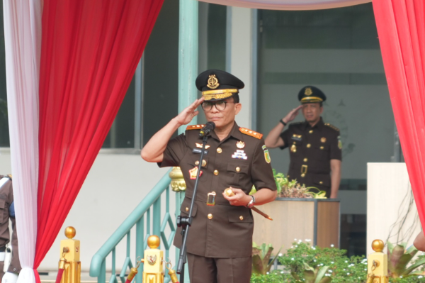 Fhoto : Kabandiklat Pimpin Upacara Peringatan ke-117 Hari Kebangkitan Nasional di Kejaksaan Agung