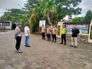 https://www.gardatipikornews.com/cegah-curanmor-polsek-sumbawa-himbau-petugas-parkir-di-pasar
