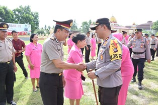 https://www.gardatipikornews.com/kanit-binmas-polsek-lamala-hadiri-syukuran-hut-desa-pondan-ke-71-tahun-2023
