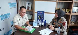 https://www.gardatipikornews.com/kapolda-sumsel-bersama-dir-intelkam-polda-sumsel-berserta-sejumlah-kasubdit-direktorat-intelkam-polda-sumsel-bersilaturahmi-kediaman-ulama-kharismatik-habib-muhammad-naufal-bin-jafar-shahab