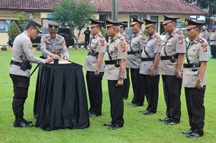 https://www.gardatipikornews.com/polda-sumsel-melakukan-kerjasama-dengan-skk-migas-dalam-pelaksanaan-usaha-hulu-dan-gas-bumi