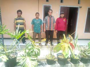 https://www.gardatipikornews.com/seluruh-polsek-wilayah-hukum-kota-sukabumi-beri-himbauan-terhadap-pedagang-di-lingkungan-sekolahan